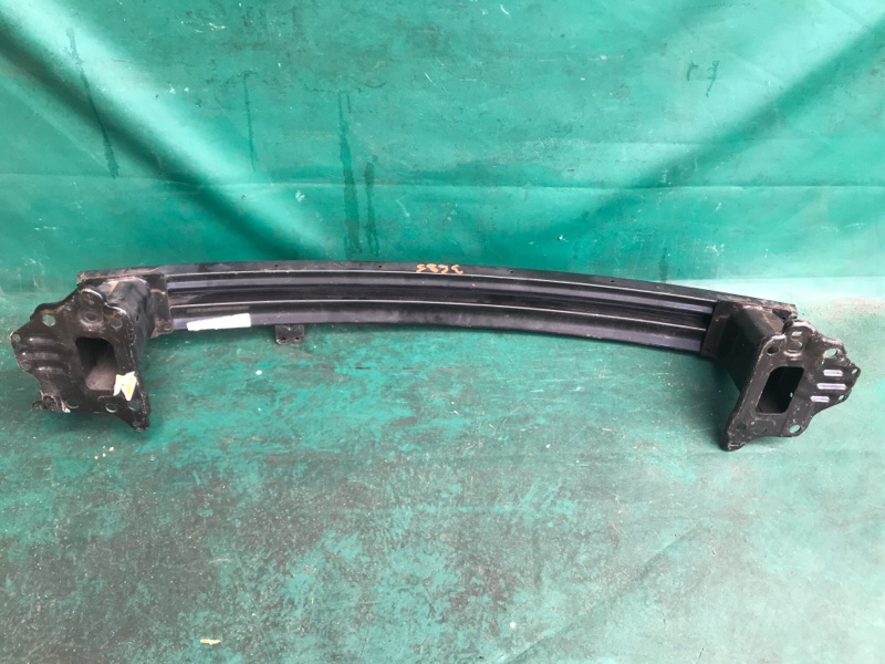 Усилитель переднего бампера ELANTRA AD 16- 2016 2.0 G4NH