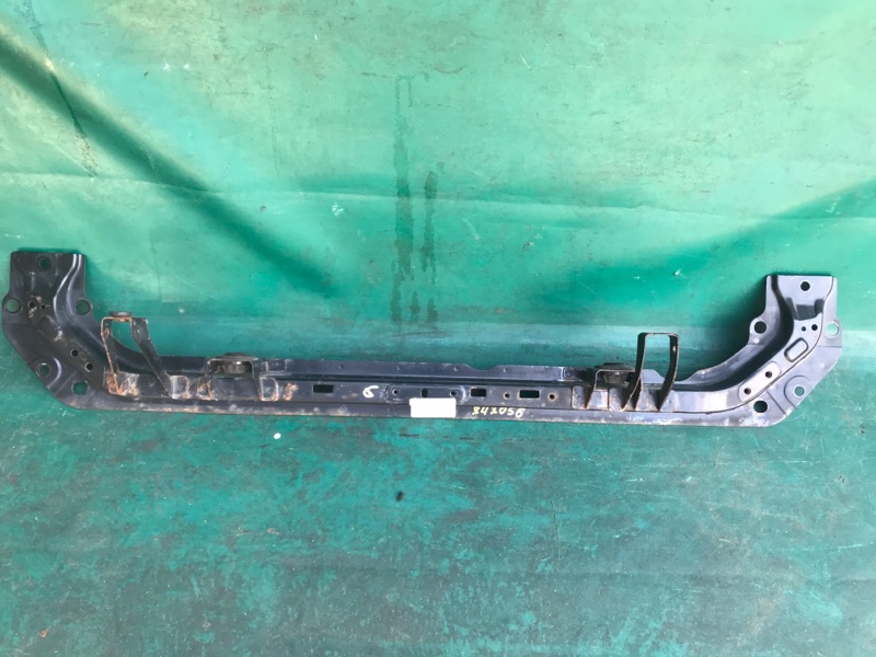 Балка под радиатор NISSAN ROGUE 08-15 2015 2.5 QR25DE 62530-JM00A Б/У