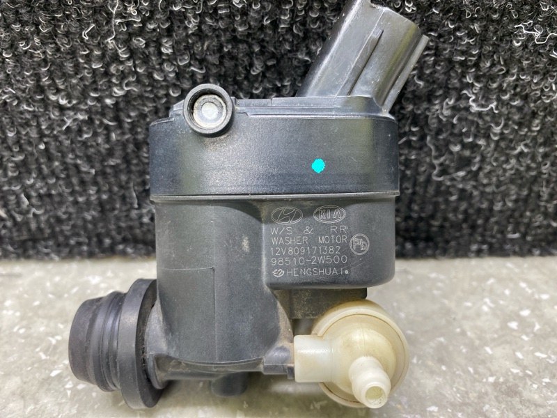 Насос омывателя стекла SANTA FE (DM) 12-18 2013 2.0 G4KH Насос омывателя стекла SANTA FE (DM) 12-18 2013 2.0 G4KH