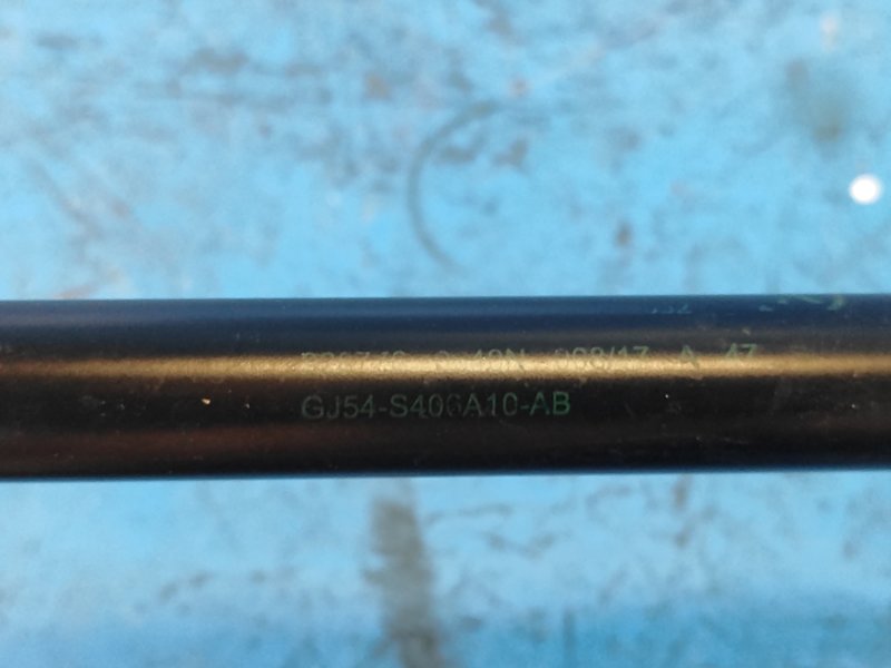 Амортизатор крышки багажника правый ESCAPE 12-19 2017 T15HDTX Амортизатор крышки багажника правый ESCAPE 12-19 2017 T15HDTX