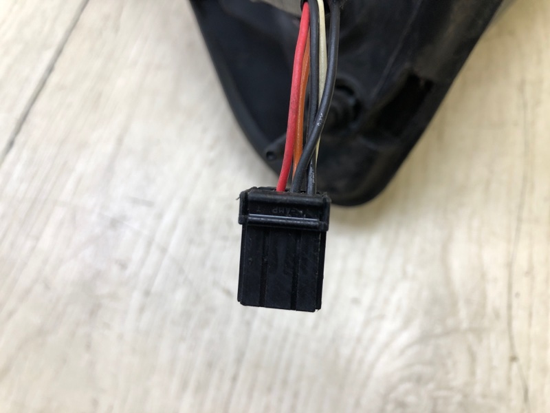 Зеркало правое LIBERTY 07-12 Зеркало правое LIBERTY 07-12