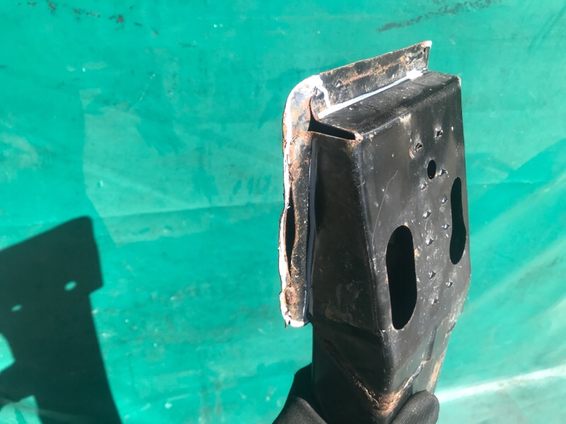 Усилитель переднего бампера CAMRY 40 06-11 2008 2.4 2AZFE