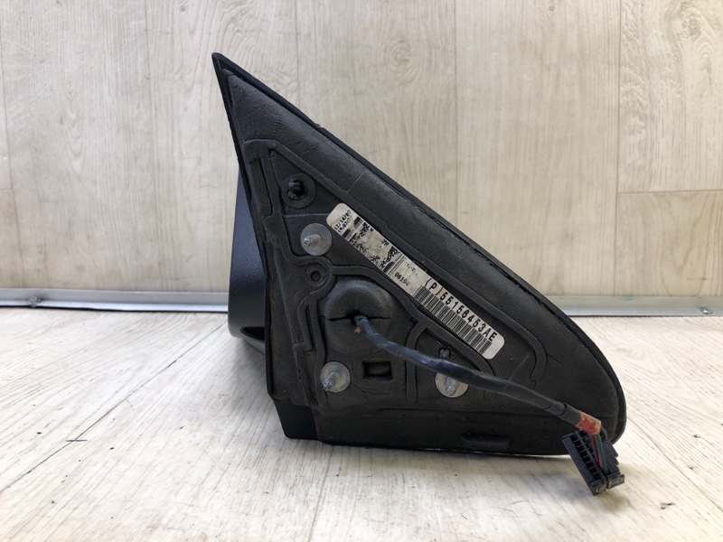 Зеркало левое GRAND CHEROKEE 04-10 Зеркало левое GRAND CHEROKEE 04-10