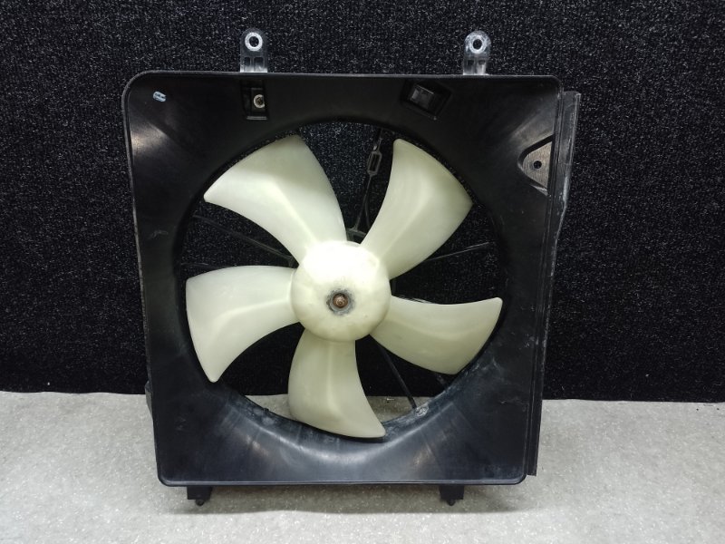 Запчасть диффузор вентилятора основного радиатора левый HONDA ACCORD CL7 / TSX 03-08 2005 2.4L 19015-RBB-003 Б/У Диффузор вентилятора основного радиатора левый HONDA ACCORD CL7 / TSX 03-08 2005 2.4L 19015-RBB-003 Б/У