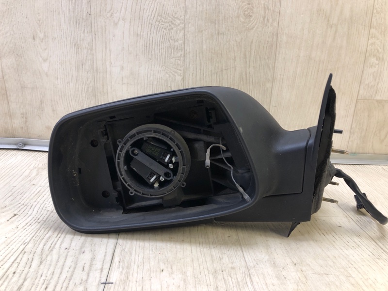 Зеркало левое GRAND CHEROKEE 04-10 Зеркало левое GRAND CHEROKEE 04-10