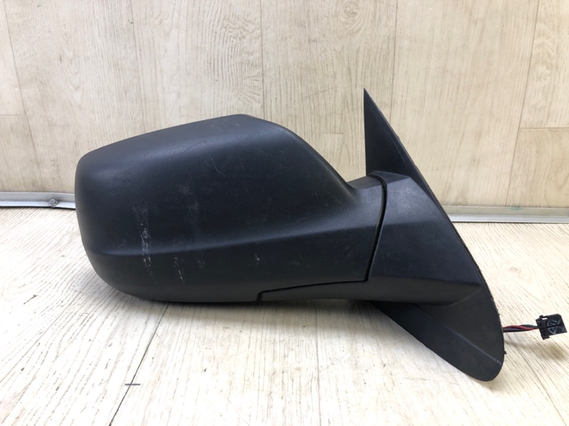 Зеркало правое GRAND CHEROKEE 04-10 Зеркало правое GRAND CHEROKEE 04-10