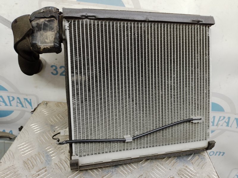 Испаритель кондиционера LS460 06-12