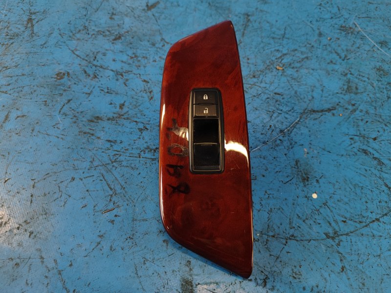 Блок управления стеклоподъемниками передний правый LEXUS HS250H (ANF10) 09-12 2009 2.4 2AZFXE 8481075040 Б/У