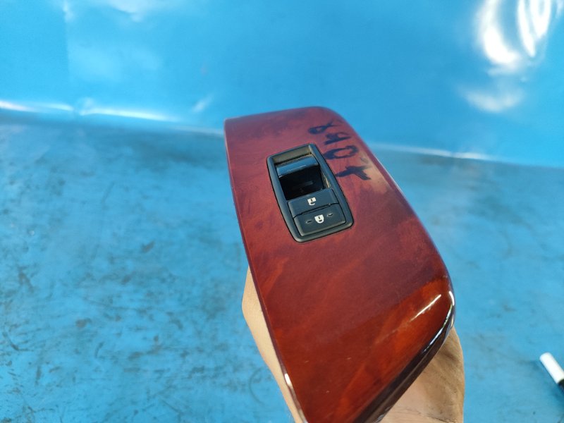 Блок управления стеклоподъемниками передний правый HS250H (ANF10) 09-12 2009 2.4 2AZFXE