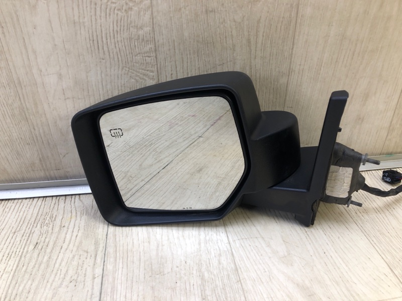 Зеркало левое PATRIOT 10-17 Зеркало левое PATRIOT 10-17