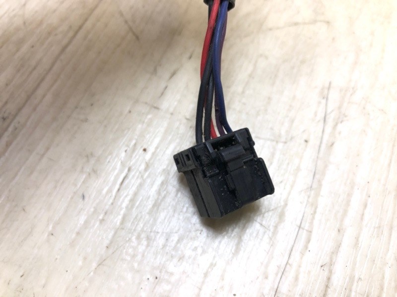 Зеркало левое PATRIOT 10-17 Зеркало левое PATRIOT 10-17