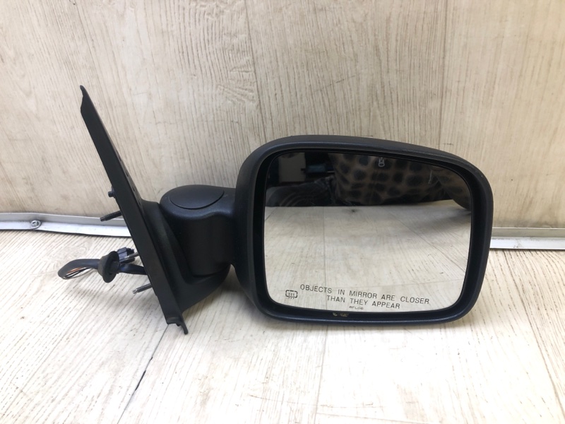 Зеркало правое LIBERTY 02-07 Зеркало правое LIBERTY 02-07