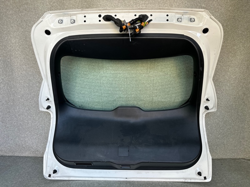 Крышка багажника CX-30 19- 2021 2.5L Крышка багажника CX-30 19- 2021 2.5L