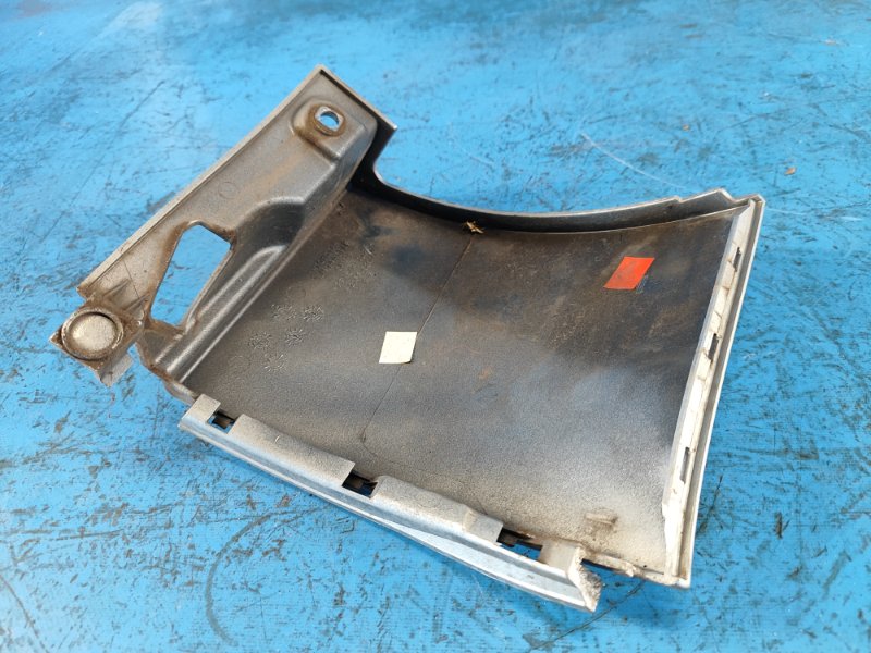 Накладка бампера задняя левая TOYOTA SIENNA 11-16 3.5 2GR-FE