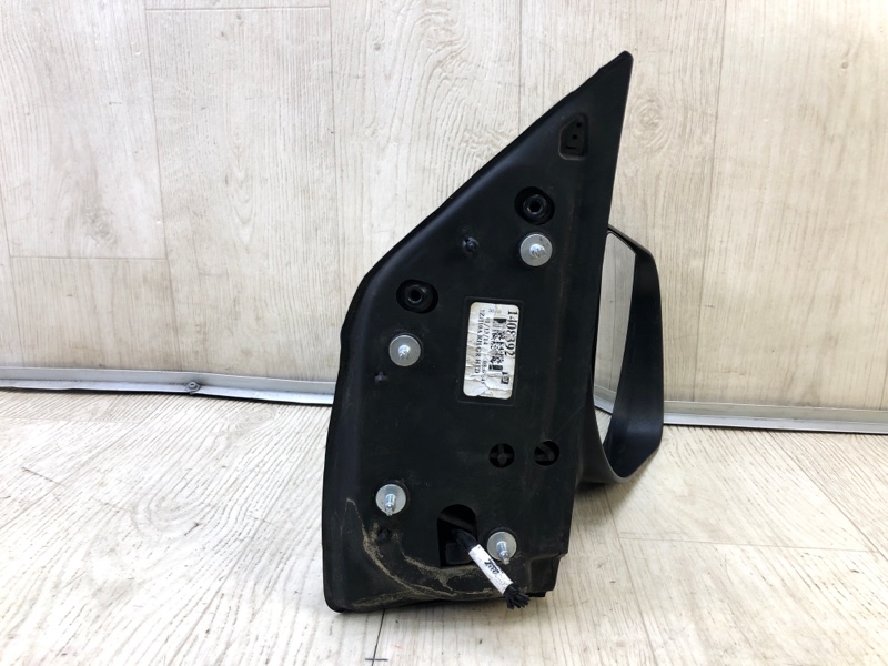 Зеркало правое QX56 / TITAN / ARMADA 04-16