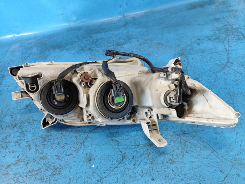 Фара левая CAMRY 40 06-11 2007 3.5 2GR-FE Фара левая CAMRY 40 06-11 2007 3.5 2GR-FE