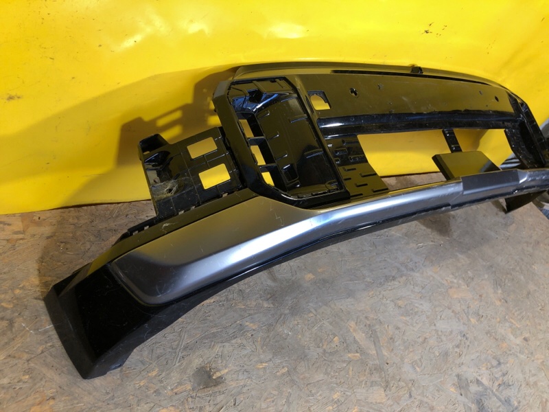 Бампер передний EV9 23-