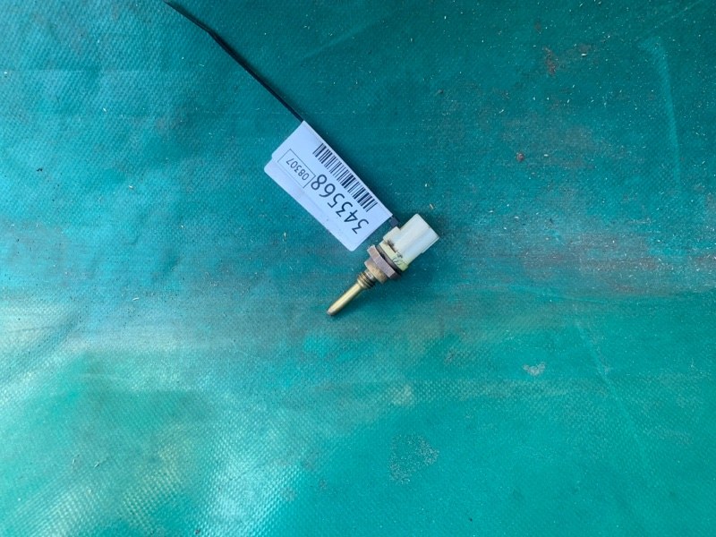 Запчасть датчик температуры охлаждающей жидкости MAZDA CX-9 06-16 2007 3.5 ZZJ2-18-840 Б/У Датчик температуры охлаждающей жидкости MAZDA CX-9 06-16 2007 3.5 ZZJ2-18-840 Б/У