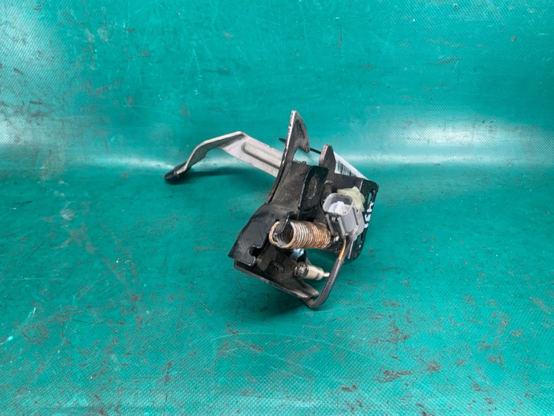 Замок капота MDX (YD2) 06-13 2012 3.7 J37A1