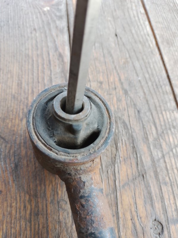 Рычаг задней подвески продольный задний правый CAMRY 40 06-11