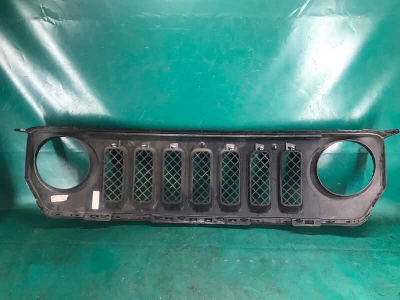 Решетка радиатора JEEP PATRIOT 10-17 2.0 ECN Решетка радиатора JEEP PATRIOT 10-17 2.0 ECN
