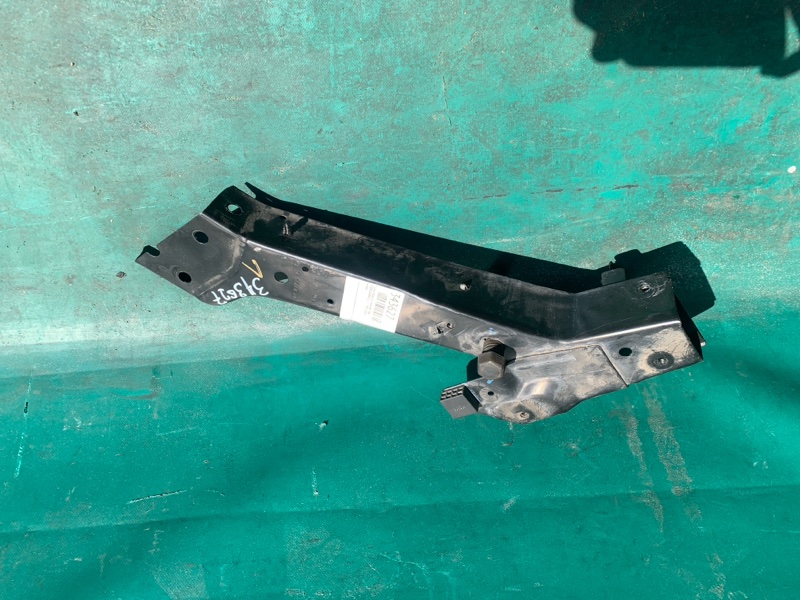 Панель передняя верхняя левый DODGE DURANGO 11- (WD) 2014 5156117AA Б/У