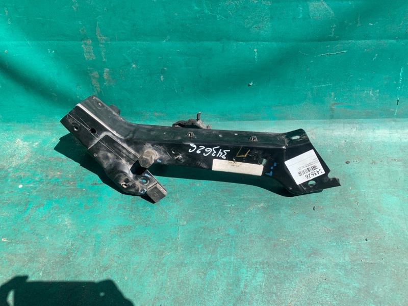 Панель передняя верхняя правый DODGE DURANGO 11- (WD) 2014 68223547AA Б/У