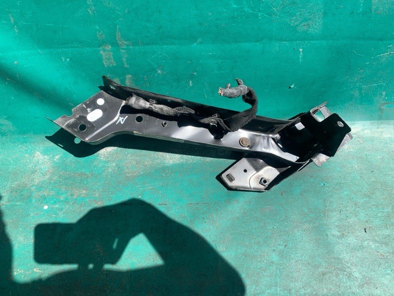 Панель передняя верхняя правый DURANGO 11- (WD) 2014