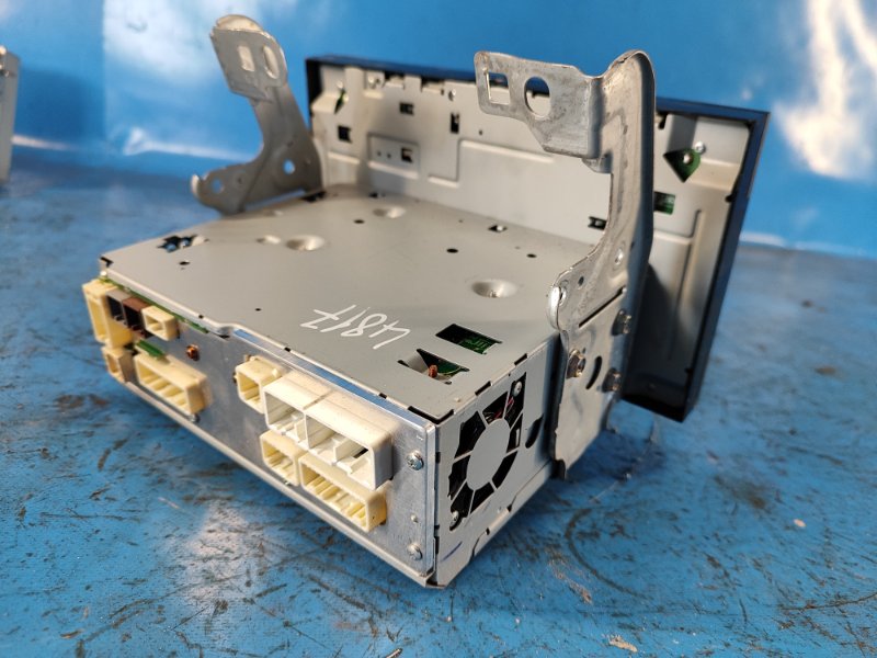 Магнитола TOYOTA SIENNA 11-16 3.5 2GR-FE Магнитола TOYOTA SIENNA 11-16 3.5 2GR-FE