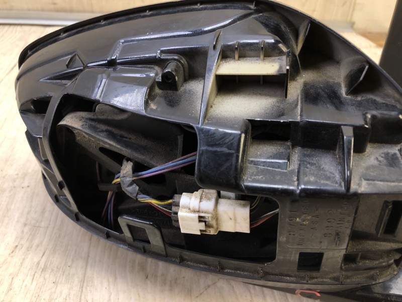 Зеркало правое G25/G35/G37/Q40 06-14