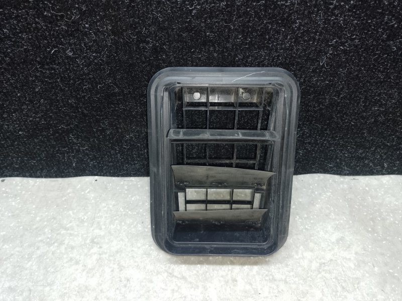 Клапан вентиляции салона задний PRIUS 16- 2017 1.8 2ZRFXE