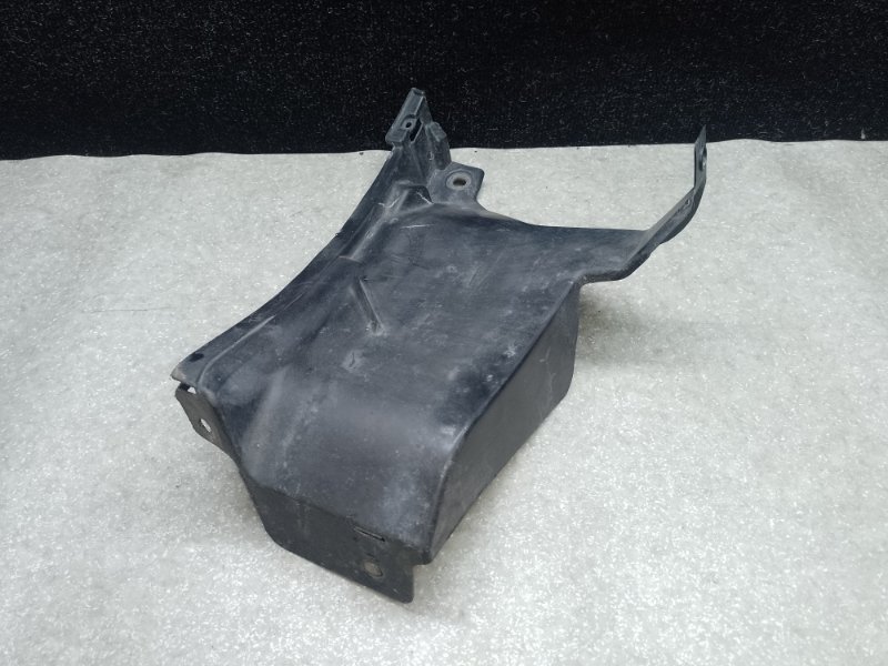 Брызговик задний правый PRIUS 16- 2017 1.8 2ZRFXE