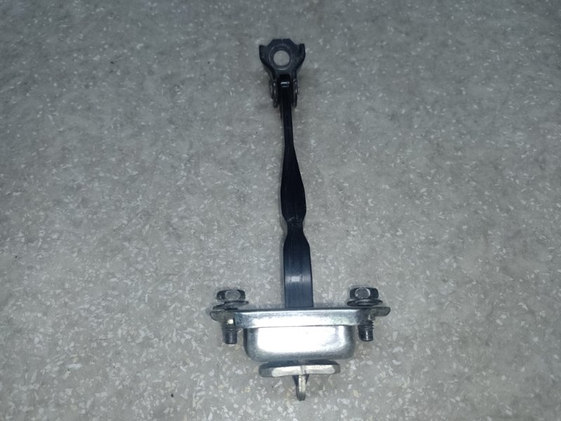 Ограничитель двери передний правый X-TRAIL/ROGUE T32 13-20 2016 2.5 QR25DE Ограничитель двери передний правый X-TRAIL/ROGUE T32 13-20 2016 2.5 QR25DE