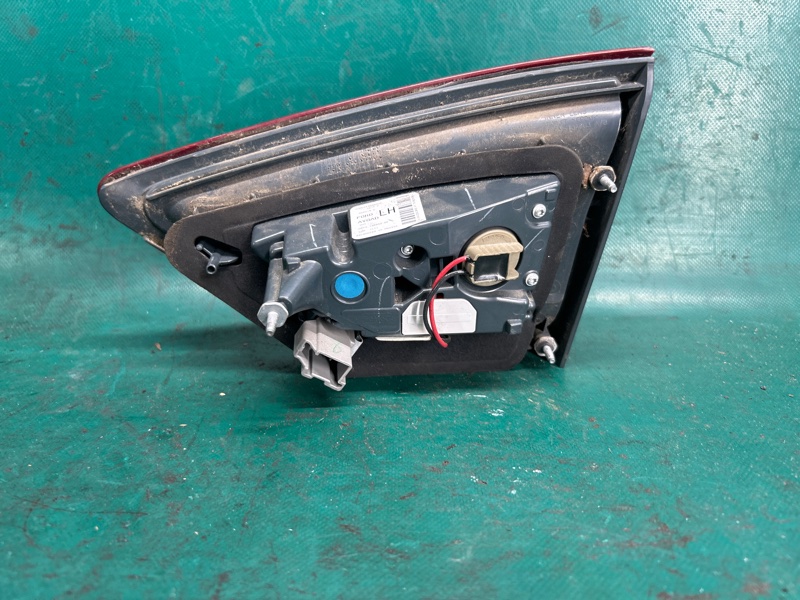 Фонарь внутренний левый FUSION 14- 2016 C15HDTX