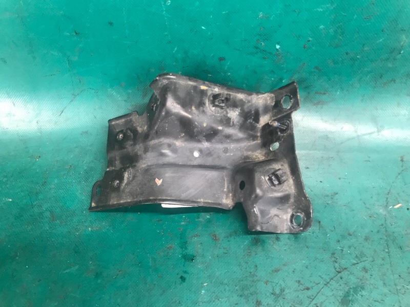 Кронштейн замка капота X-TRAIL/ROGUE T32 13-20 2014 2.5 QR25DE