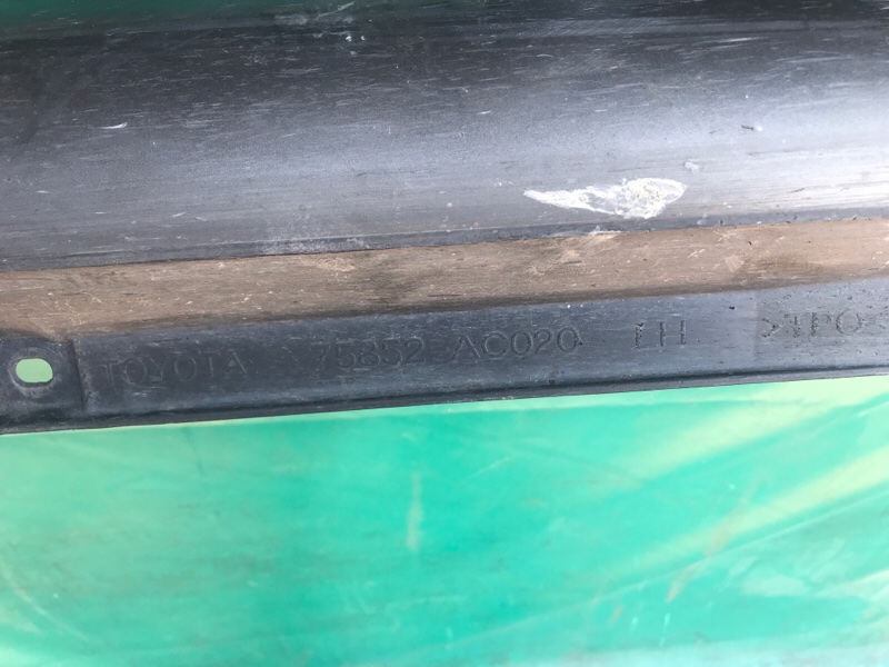 Накладка порога наружная левая AVALON 05-12 2006 3.5 2GR-FE