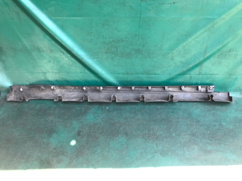 Накладка порога наружная правая FUSION 14- 2016 C15HDTX