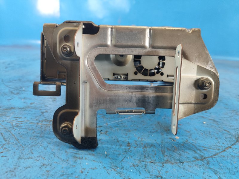 Усилитель звука GLC -CLASS X253 15-19 2017 M276823 3.0L Усилитель звука GLC -CLASS X253 15-19 2017 M276823 3.0L