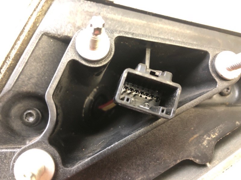 Зеркало правое AVALON 05-12 Зеркало правое AVALON 05-12