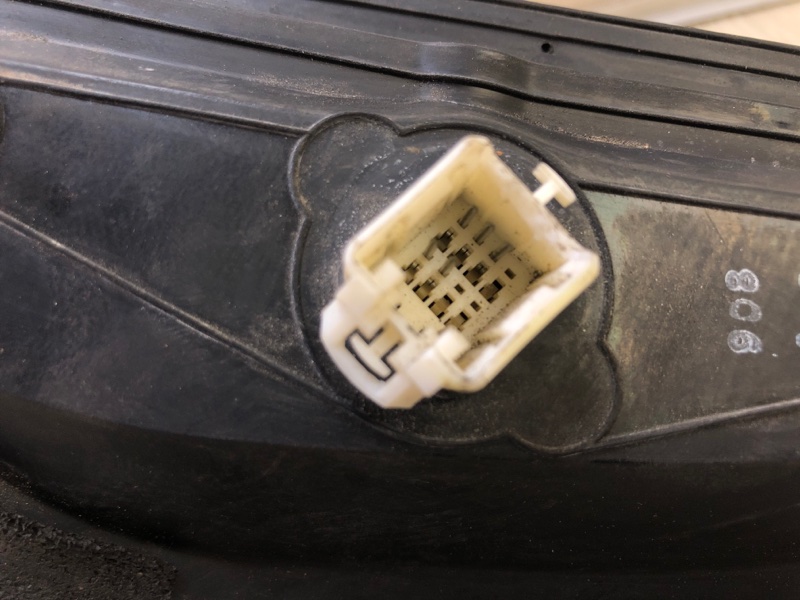 Зеркало правое ODYSSEY 05-10