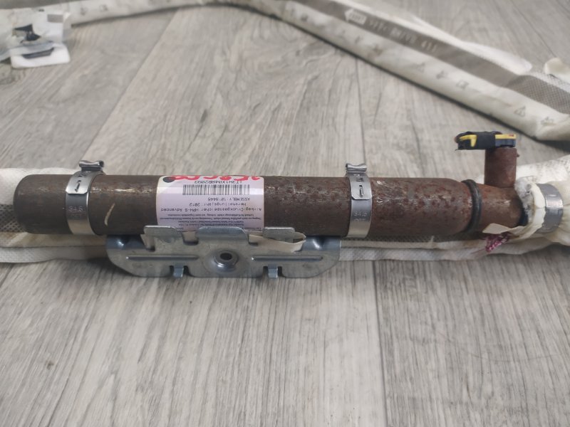 Подушка безопасности (штора) правая VOLKSWAGEN PASSAT B7 11-15 2.5 CBUA