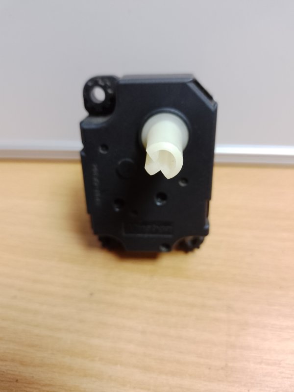 Моторчик заслонки печки MITSUBISHI OUTLANDER GF 12-