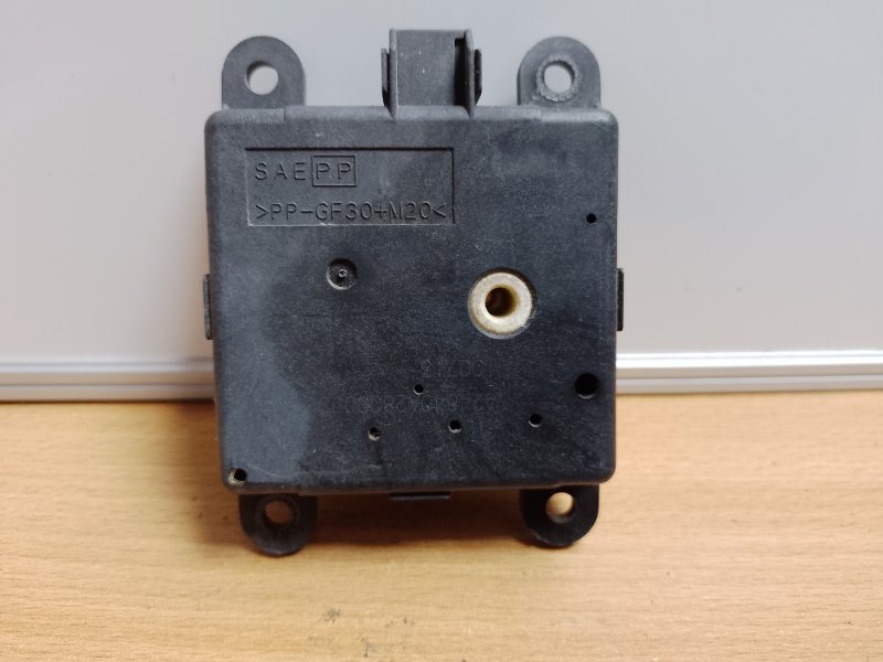 Моторчик заслонки печки NISSAN MURANO Z51 07-14 Моторчик заслонки печки NISSAN MURANO Z51 07-14