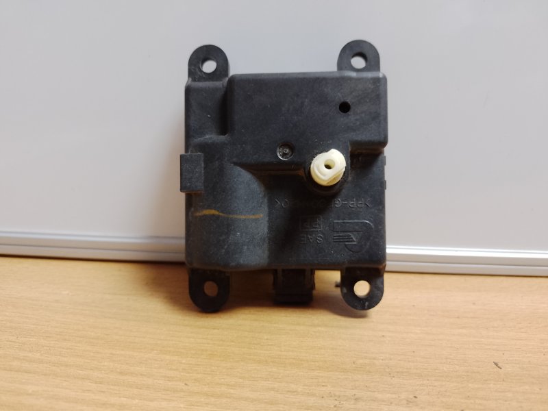 Моторчик заслонки печки NISSAN MURANO Z51 07-14