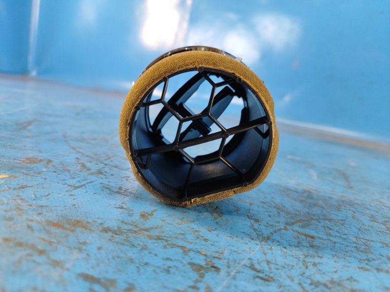 Дефлектор воздушный MUSTANG 15-