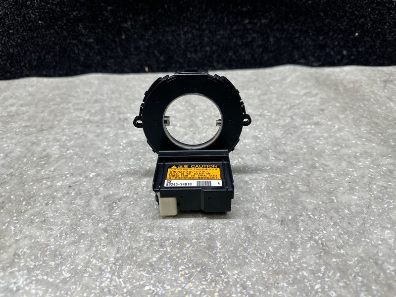 Датчик угла поворота руля LEXUS CT200 11-17 2013 1.8 2ZRFXE 89245-74010 Б/У