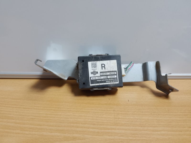 Блок электронный INFINITI G25/G35/G37/Q40 06-14 2011 Седан 3.7 VQ37VHR 28500-JK00B Б/У