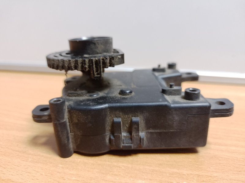 Моторчик заслонки печки ACCORD CR 13-18