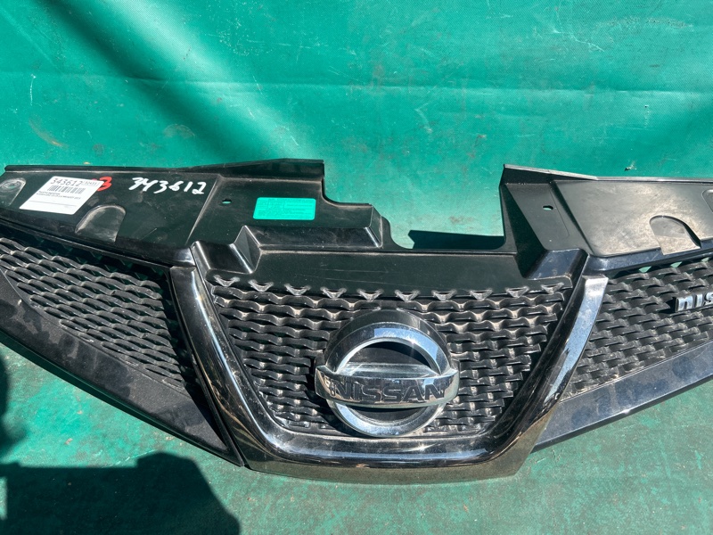 Решетка радиатора NISSAN JUKE 10-19 1.6 MR16DDT