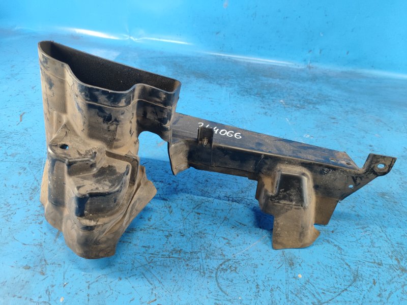 Дефлектор радиатора FORD MUSTANG 15- 2.3 C23HD0D